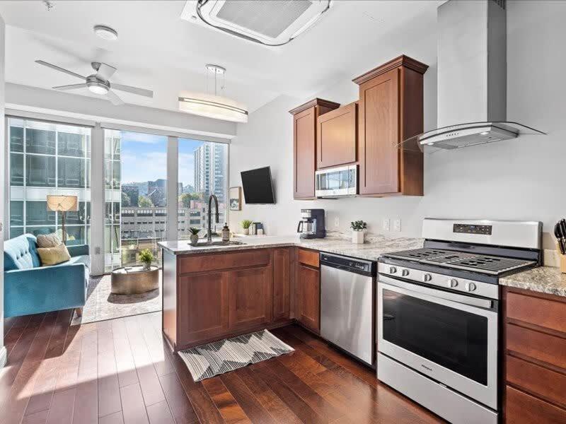 Cozysuites Modern 1Br, Ppg Paints Arena, Pitts Pittsburgh Bagian luar foto